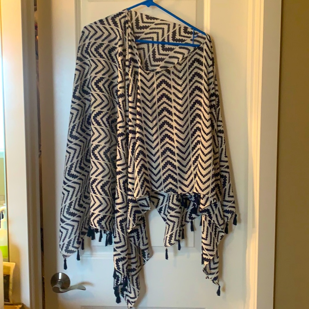 2 chic blue and white light weight poncho